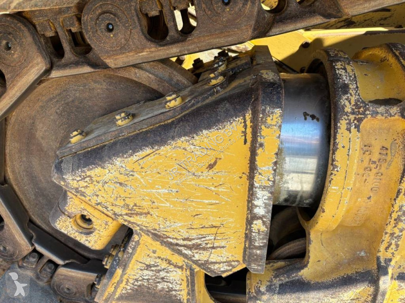 Buldozér Caterpillar D 6 XE (Trimble earthworks...