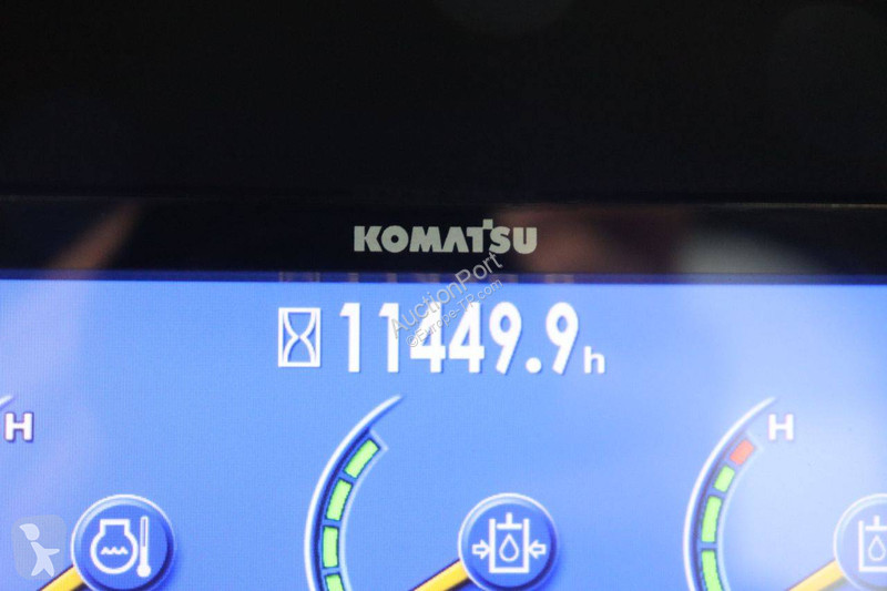 بلدوزر Komatsu