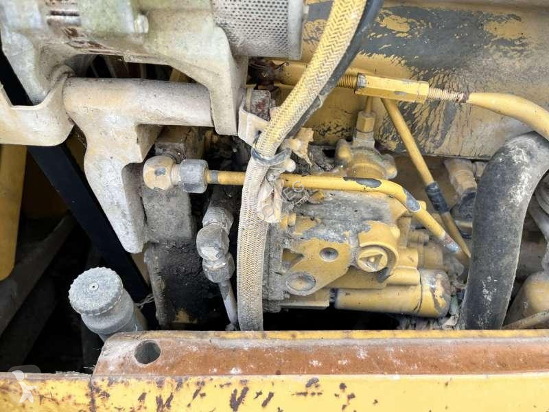 Bulldozer Caterpillar D6M