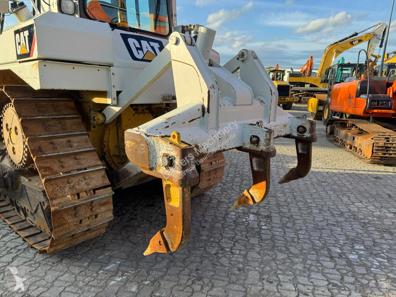 Булдозер Caterpillar .