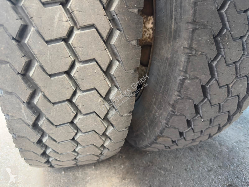 بلدوزر  Extec Screens & Crushers C12...
