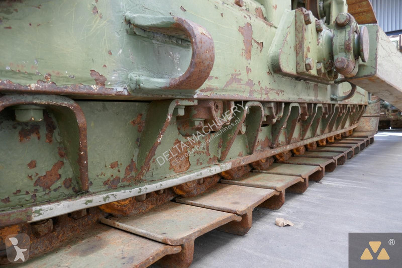 بلدوزر Caterpillar Ex-army