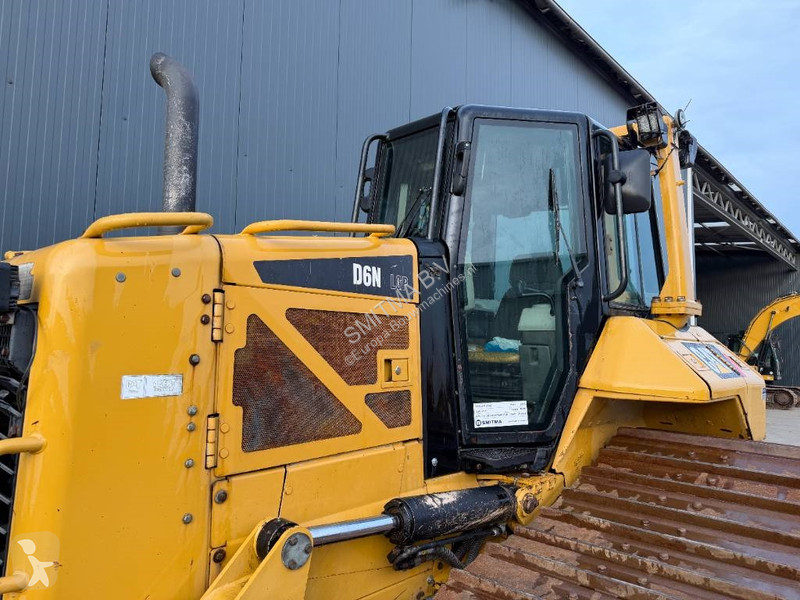 بلدوزر Caterpillar D6N