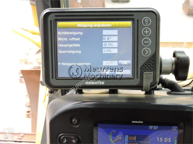 بلدوزر Komatsu I-24 + GPS