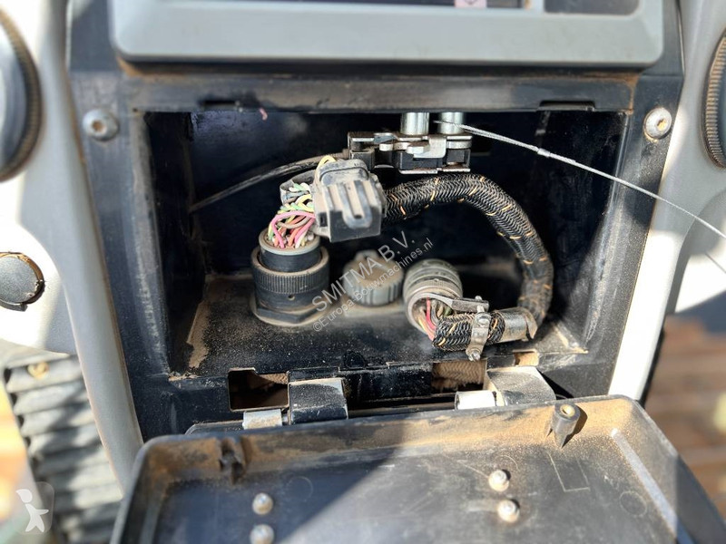 بلدوزر Caterpillar D6N