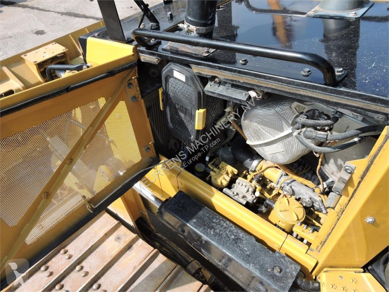 Bulldozer Caterpillar D5