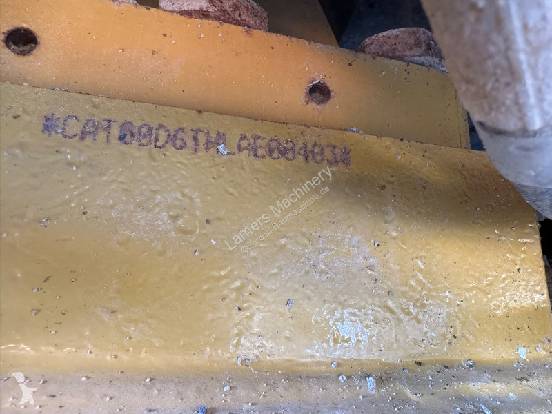 Булдозер Caterpillar .