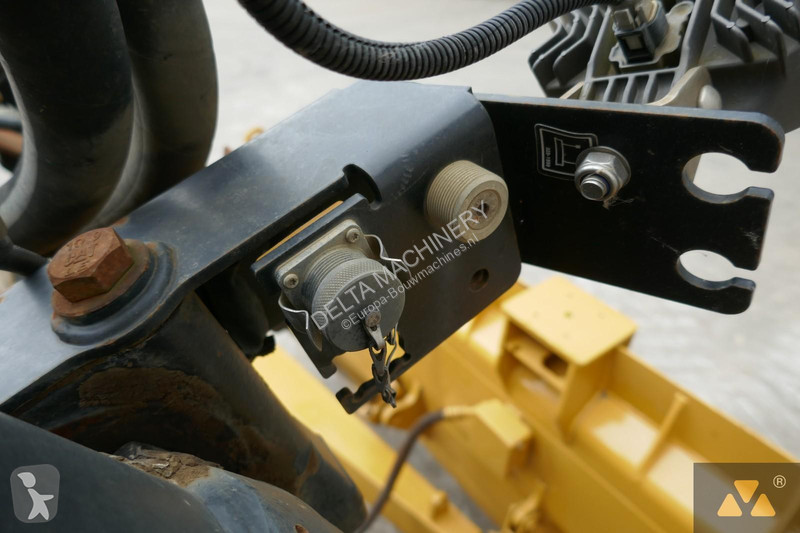Buldozer Caterpillar D6T