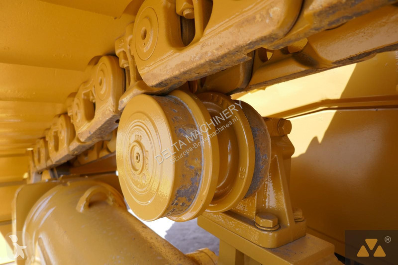 بلدوزر Caterpillar D6T