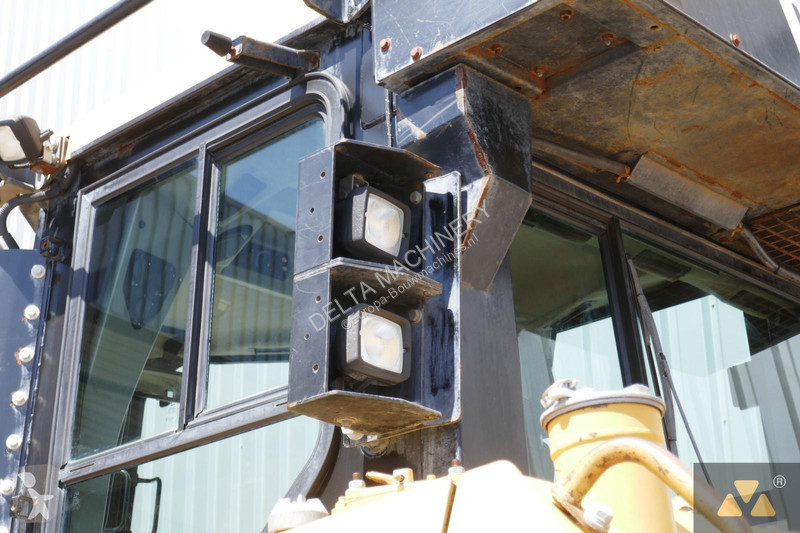 بلدوزر Caterpillar D7E LGP