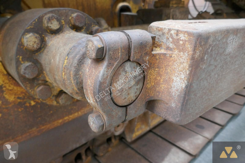 Bulldozer Caterpillar D6M
