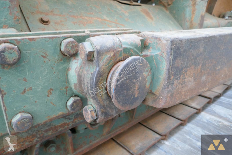 بلدوزر Caterpillar Ex-army