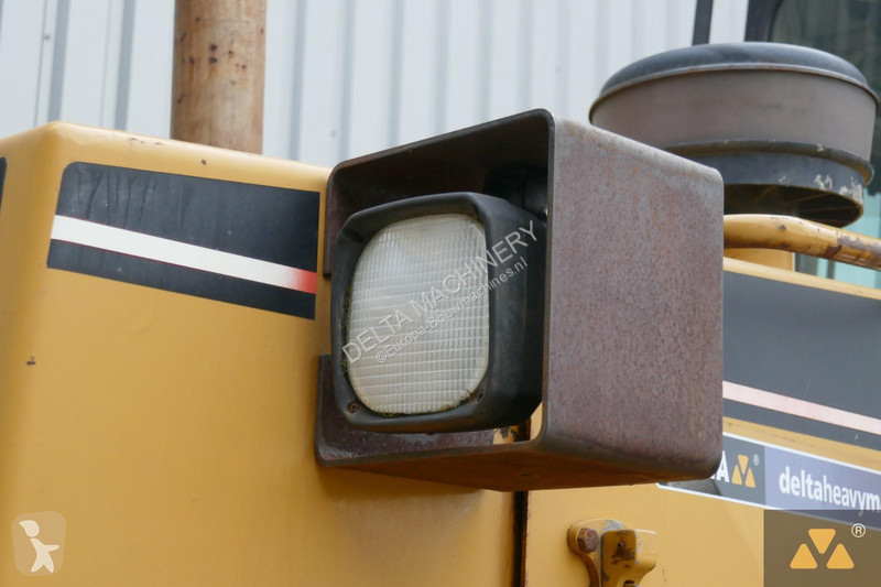 Bulldozer Caterpillar D6M