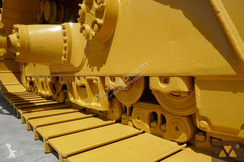 بلدوزر Caterpillar D6T