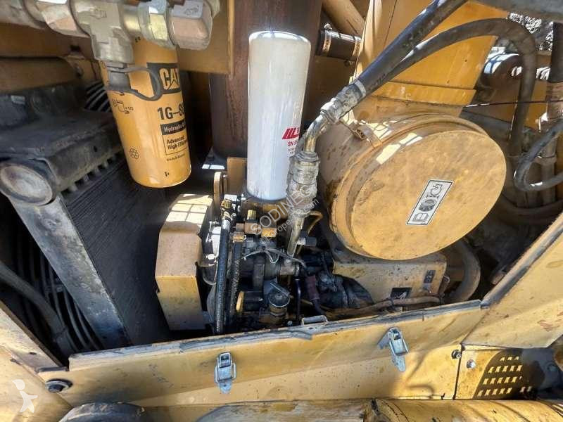بلدوزر Caterpillar D6N