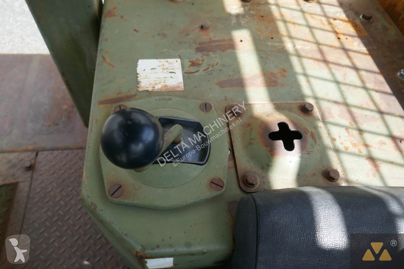 Buldozér Caterpillar Ex-army