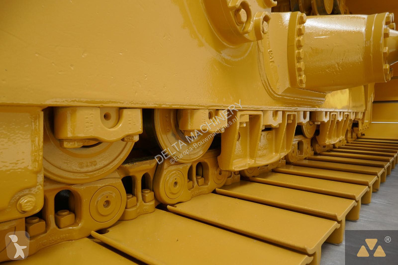 بلدوزر Caterpillar D6T