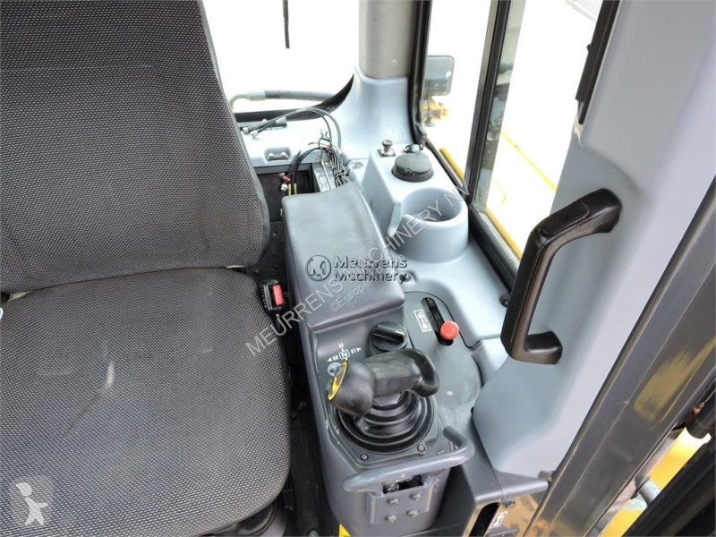 Buldozér Komatsu D65 PX ripper available