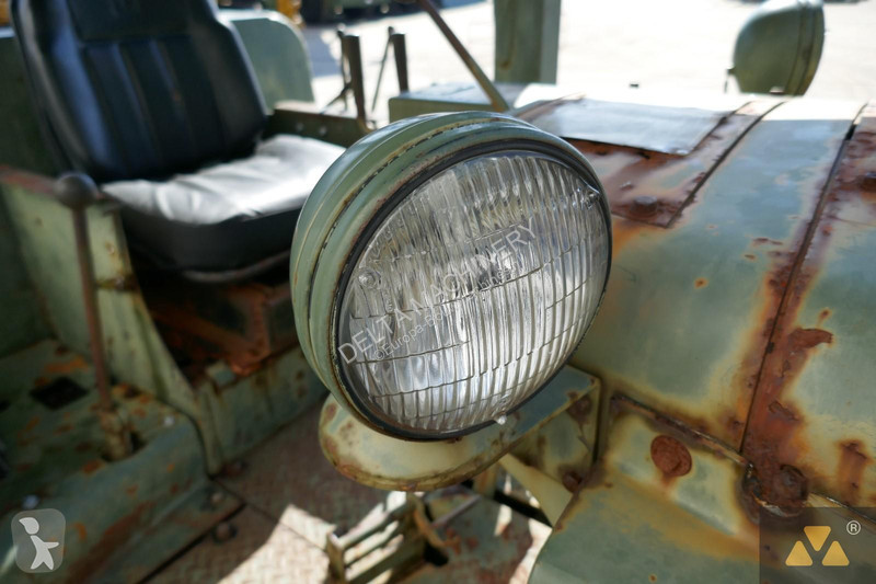 بلدوزر Caterpillar Ex-army