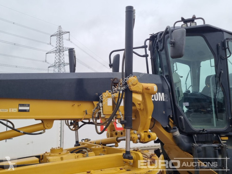 Buldozer Caterpillar 2
