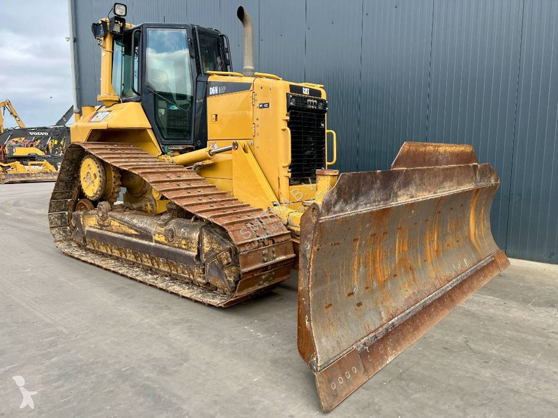 Buldozér Caterpillar D6N