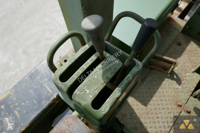 Bulldozer Caterpillar Ex-army
