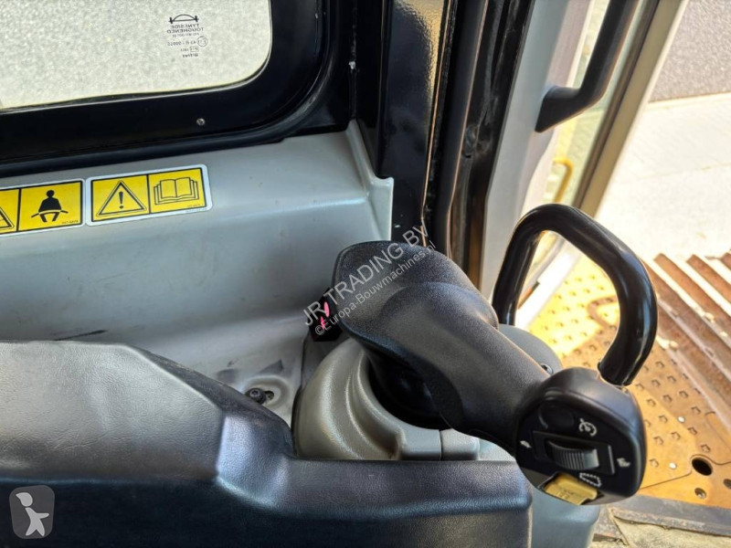 Buldozér Caterpillar D 6 T LGP (Trimble GPS /...