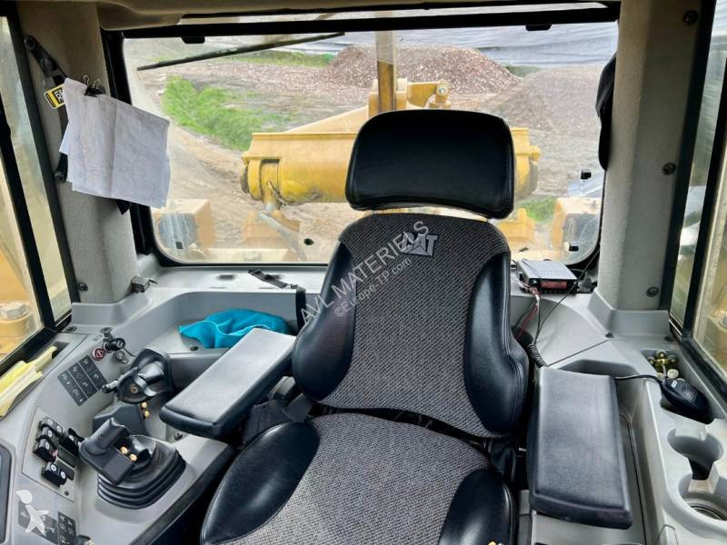 Bulldozer Caterpillar