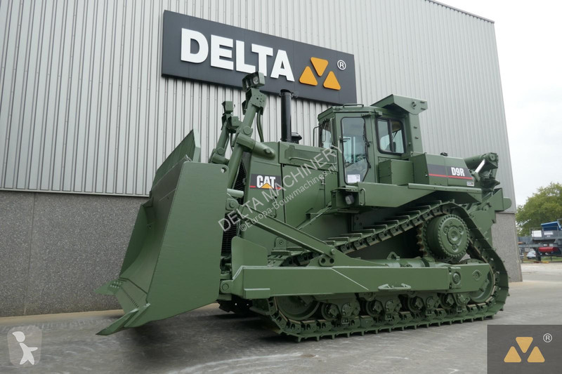 Buldozér Caterpillar Ex-army