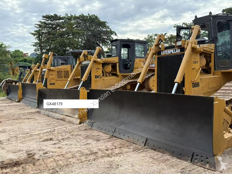 Buldozér Caterpillar D6R