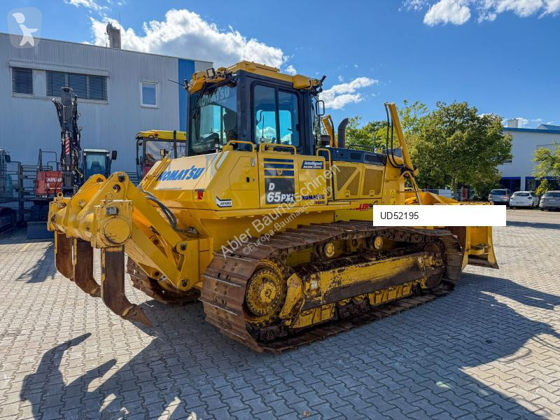 Бульдозер Komatsu D65PXI18 mit Heckaufreißer GPS