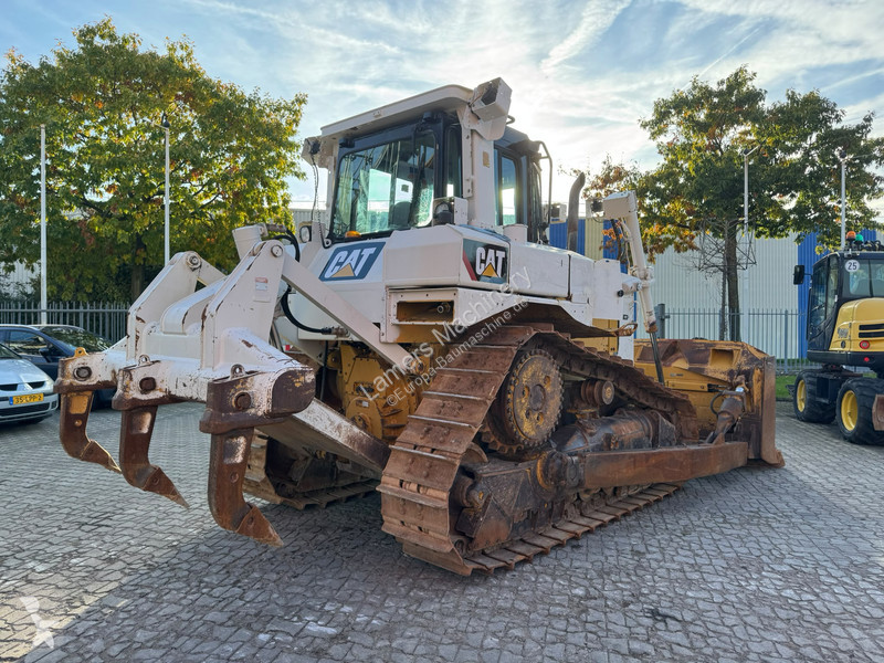 Булдозер Caterpillar .