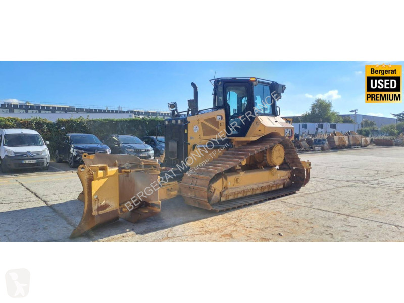 بلدوزر Caterpillar