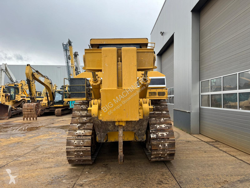 Bulldozer Caterpillar - Single shank ripper