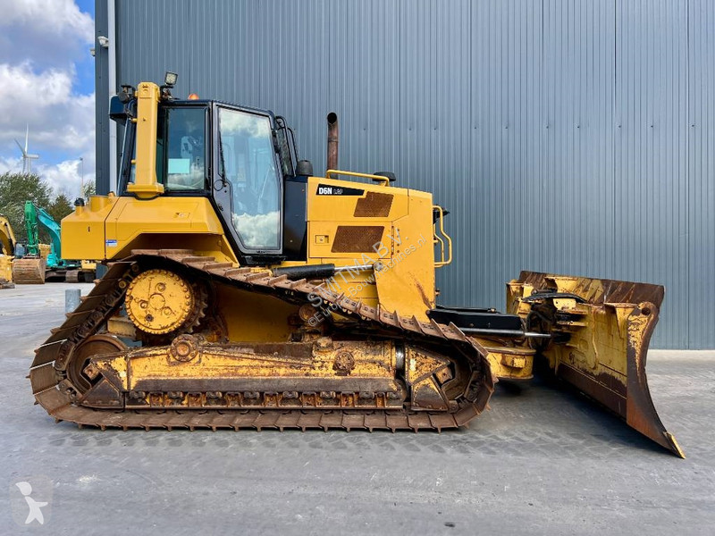 بلدوزر Caterpillar D6N