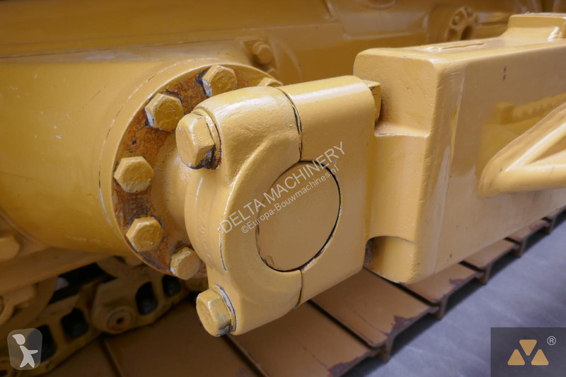 Buldozer Caterpillar D6T