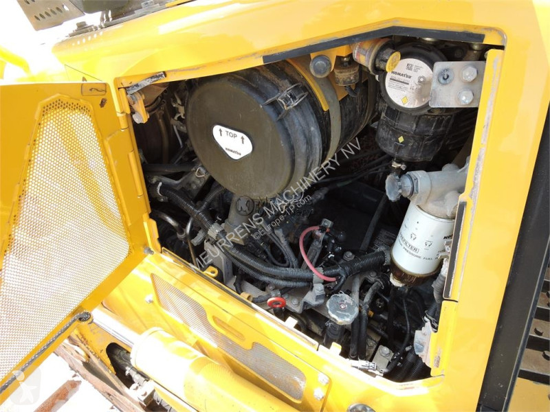 بلدوزر Komatsu I-24 + GPS