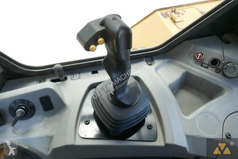 بلدوزر Caterpillar D7E LGP