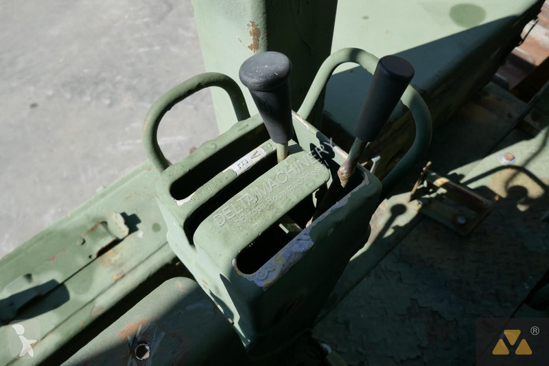 Bulldozer Caterpillar Ex-army