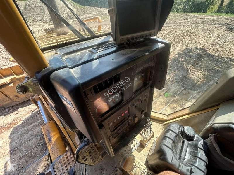 بلدوزر Caterpillar D6N