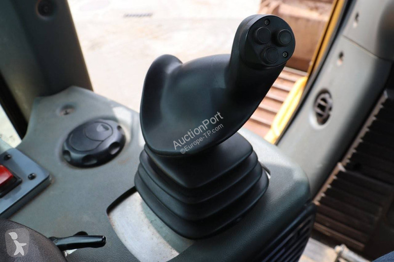 Bulldozer Liebherr 736 LGP