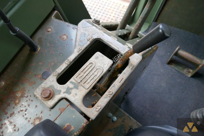 Bulldozer Caterpillar II Ex-army