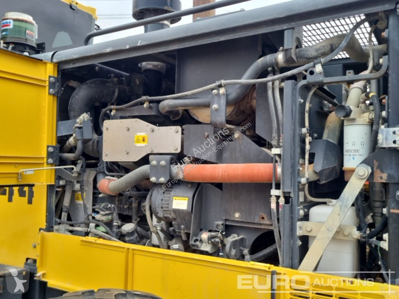 Buldozer Komatsu GD655-6