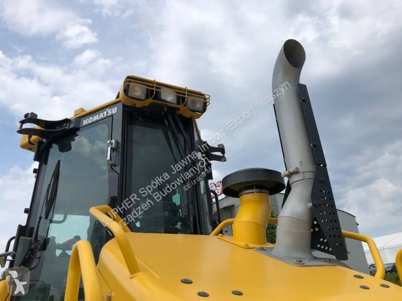 Buldozer Komatsu D61PXi-24