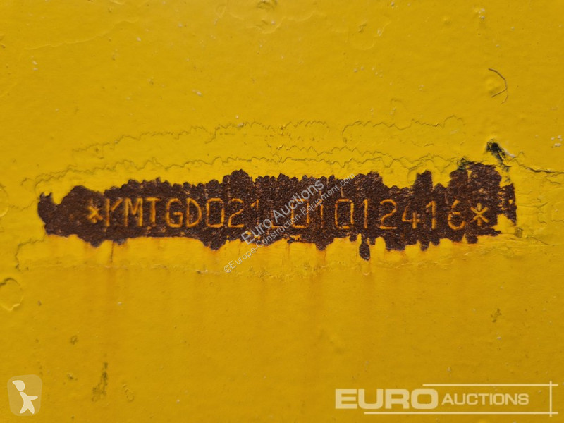 Buldozer Komatsu GD825A-2