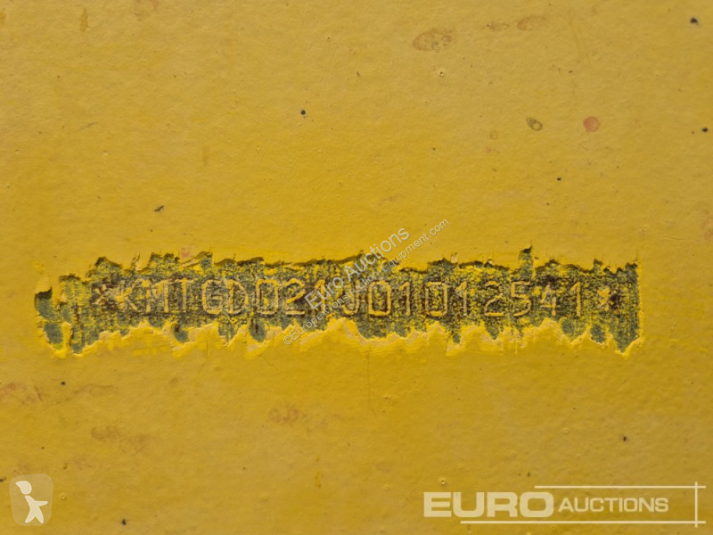 Buldozer Komatsu GD825A-2