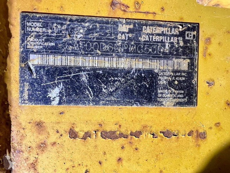 بلدوزر Caterpillar D6N