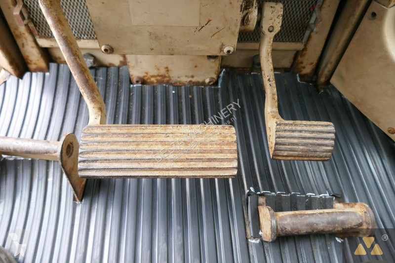 Bulldozer Caterpillar D6M