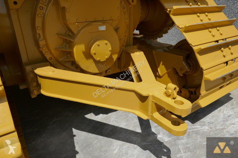 بلدوزر Caterpillar D6T