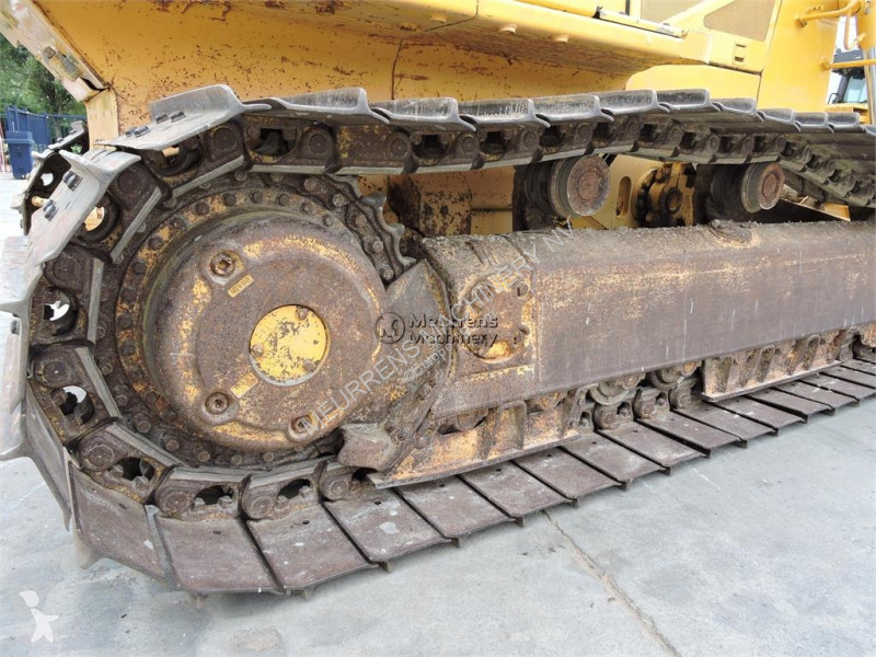 Buldozér Komatsu D65 PX ripper available